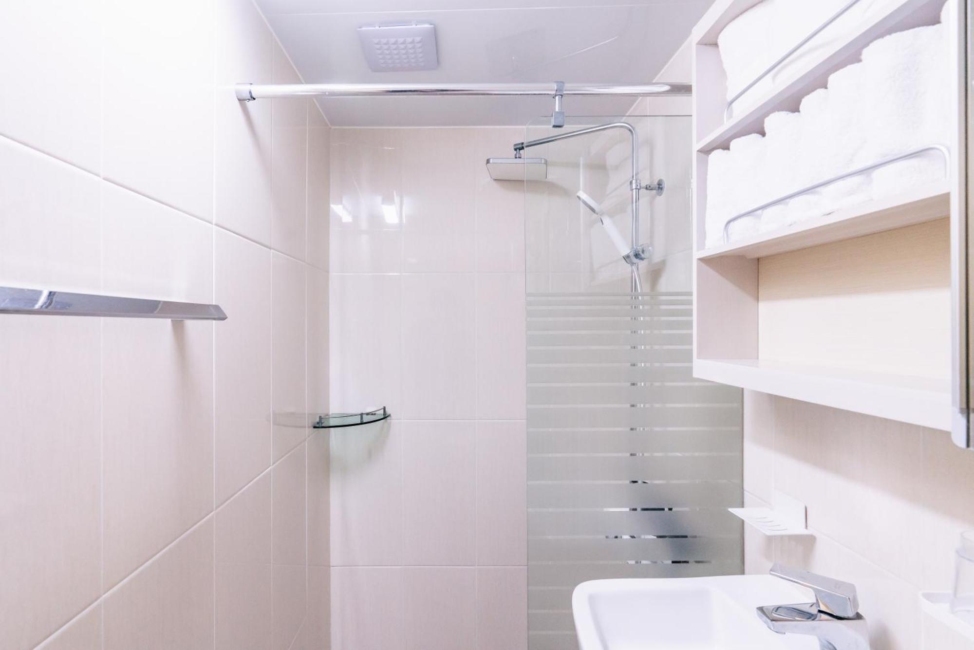 Staylim - Botanic Park, Airport Apartemen Seoul
